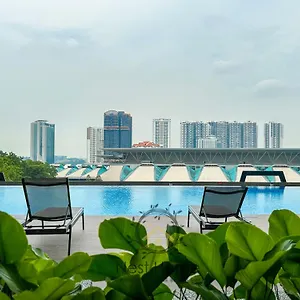 Twin Tower By Nest Home【5 Mins Walk To Ciq】 Appartement